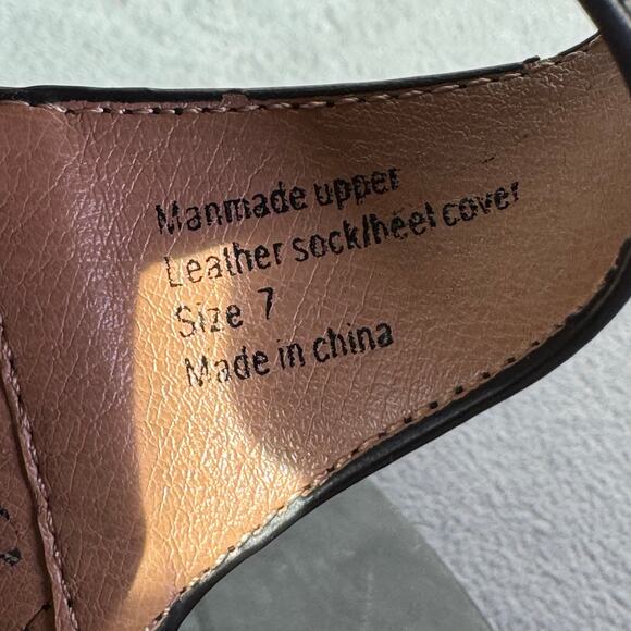 Restricted Peep Toe Cutout Black Heeled Sandals Ankle Strap Women’s Size 7 US - Picture 8 of 8